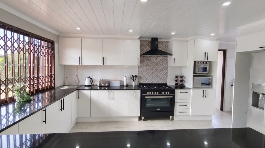 6 Bedroom Property for Sale in Dan Pienaar Free State